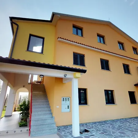 Gogi Апартаменты